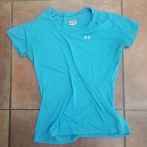 Under Armour UA Tech Heat Gear V Neck Shirt S